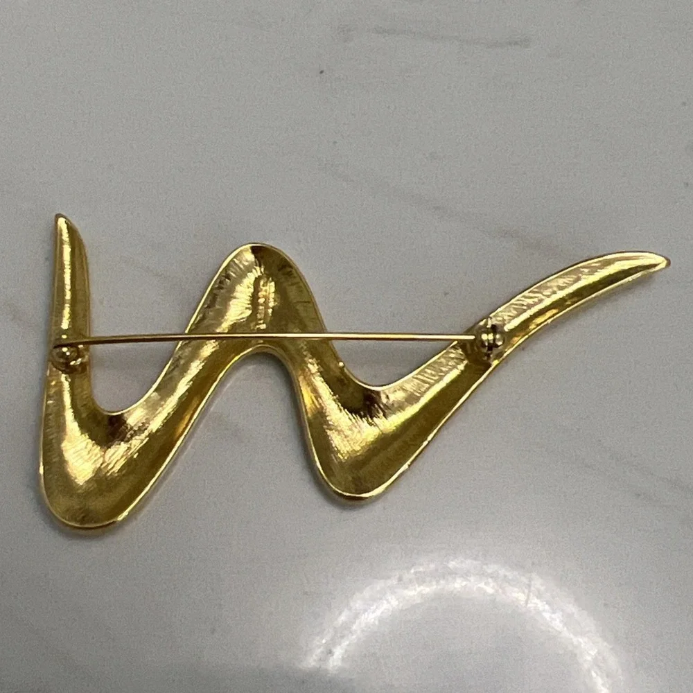 Vtg‎ Trifari Brooch Lot Golden Tone Pin Modernist Signed Designer